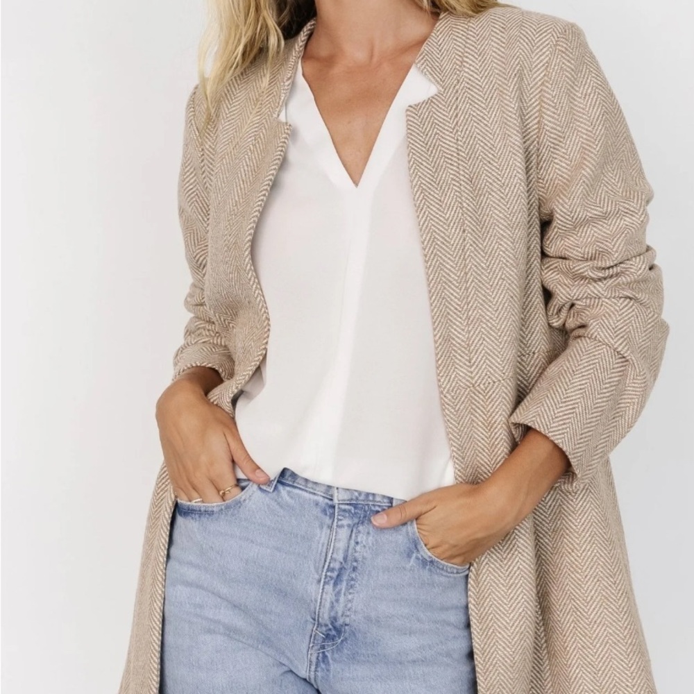 Andre By Unit Nwt Tan Herringbone Open Front Blazer